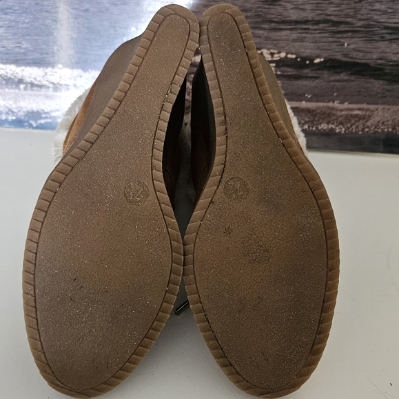 WhiteMt. Wedge Ankle Boots - Picture 5 of 9